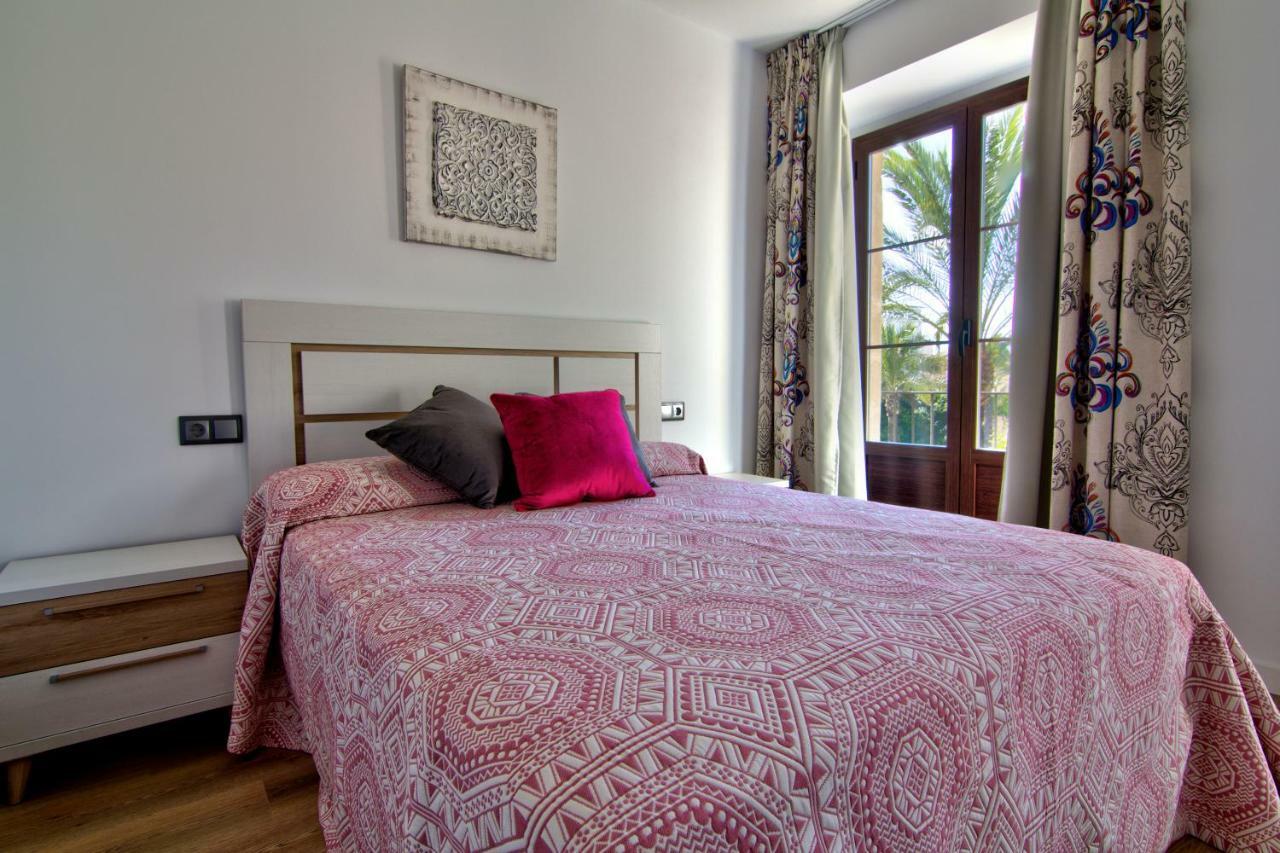 Apartamentos Arenal Jerez de la Frontera Exterior photo